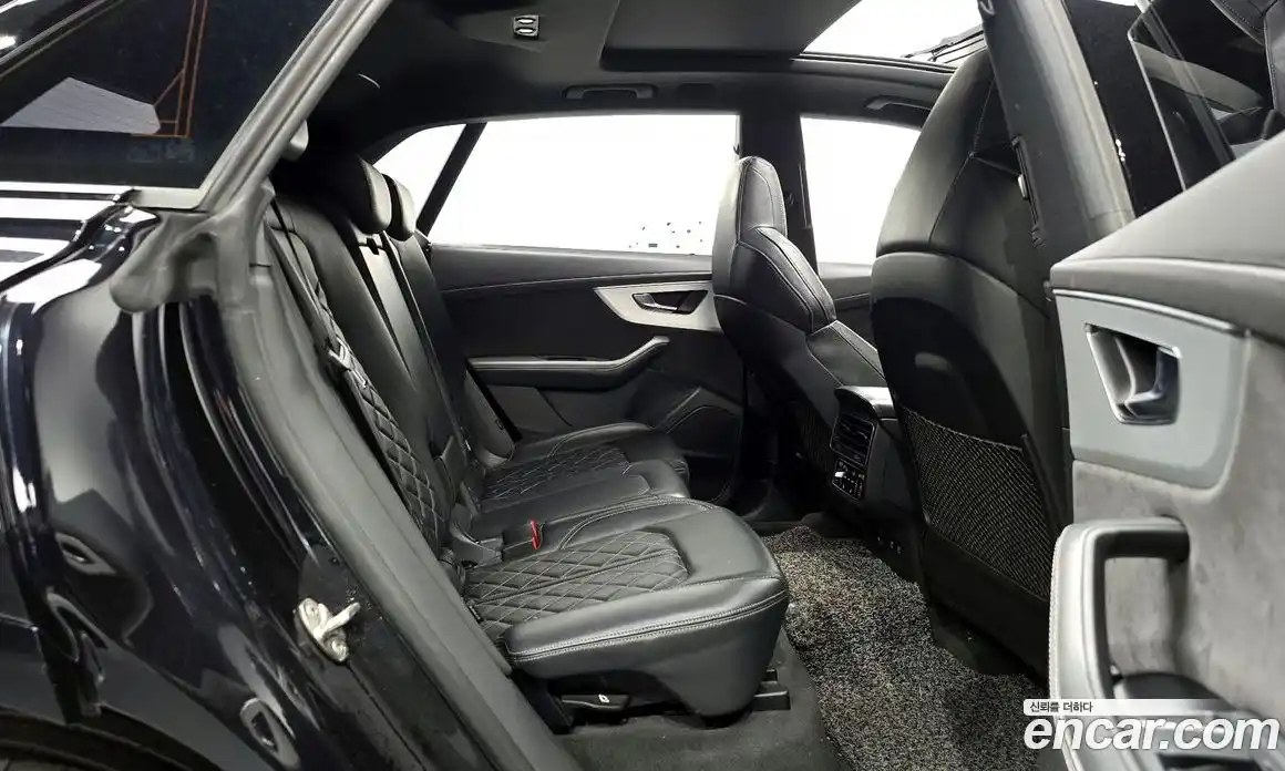 Audi Q8 2021 3.0 гидро в Москве № 312219, фото 12