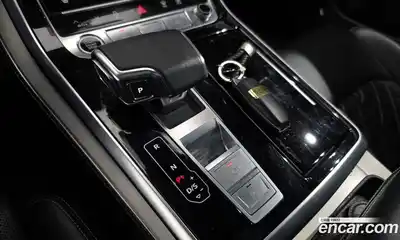 Audi Q8 2021 3.0 гидро в Москве № 312219, миниатюра 9