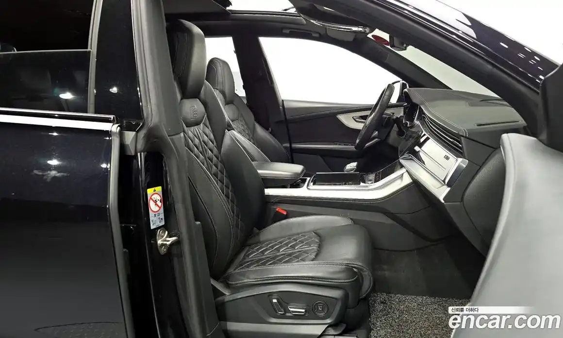 Audi Q8 2021 3.0 гидро в Москве № 312219, фото 10