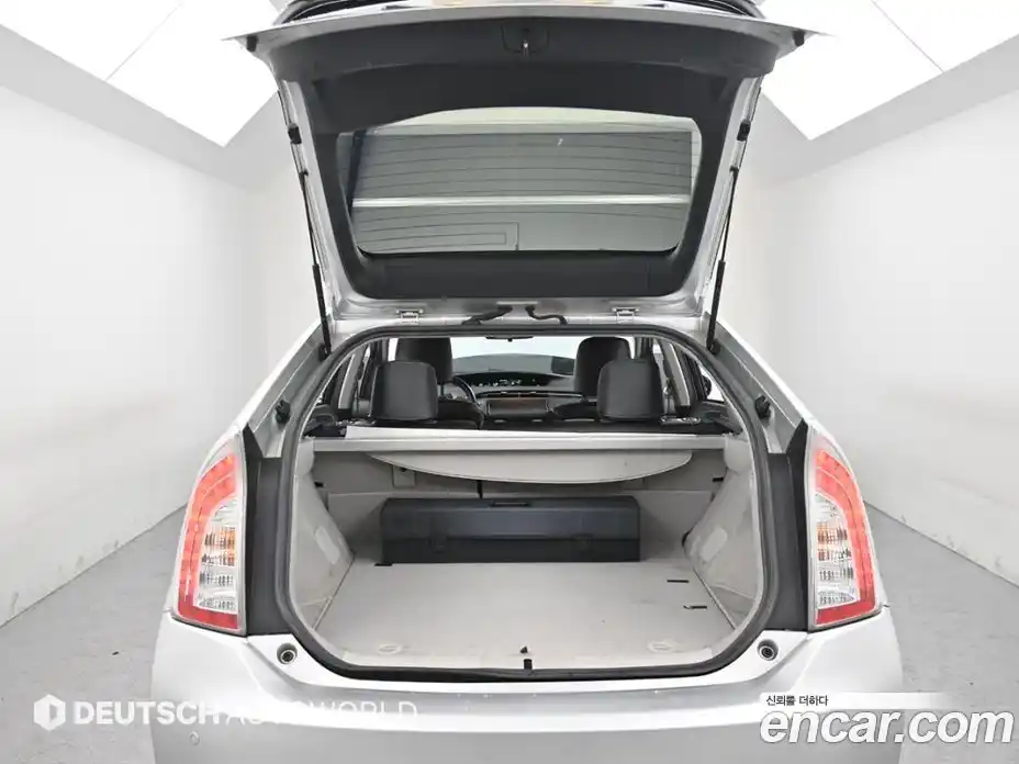 Toyota Prius 2012 1.8 гидро в Москве № 318636, фото 19