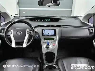 Toyota Prius 2012 1.8 гидро в Москве № 318636, миниатюра 7