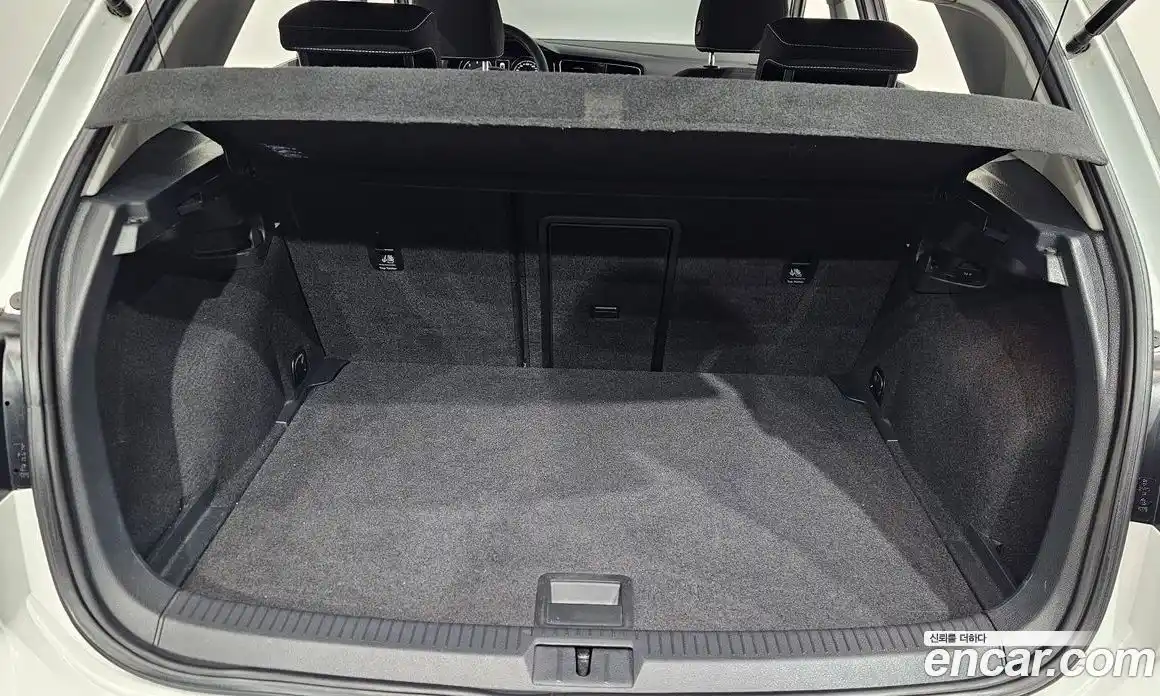 Volkswagen Golf 2015 1.6 гидро в Москве № 358136, фото 20