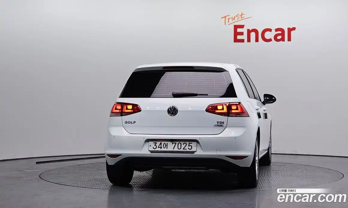 Volkswagen Golf 2015 1.6 гидро в Москве № 358136, фото 4