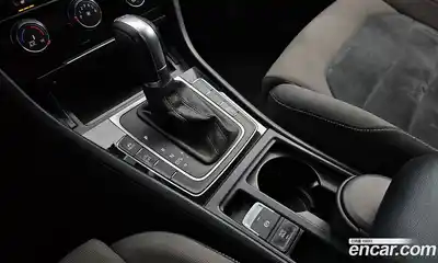 Volkswagen Golf 2015 1.6 гидро в Москве № 358136, миниатюра 9