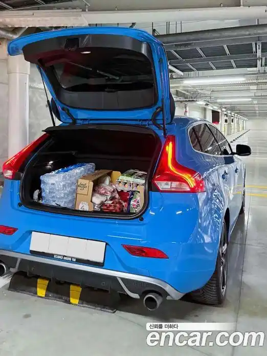 Volvo V40 2015 2.0 гидро в Москве № 374077, фото 12