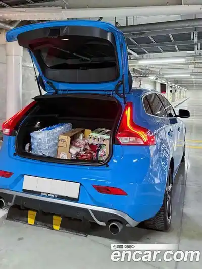 Volvo V40 2015 2.0 гидро в Москве № 374077, миниатюра 12