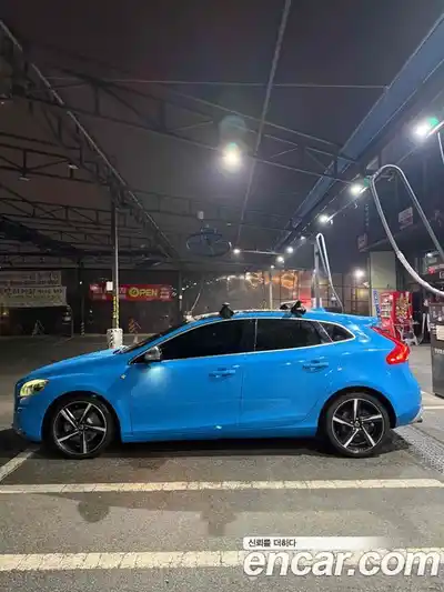 Volvo V40 2015 2.0 гидро в Москве № 374077, миниатюра 8