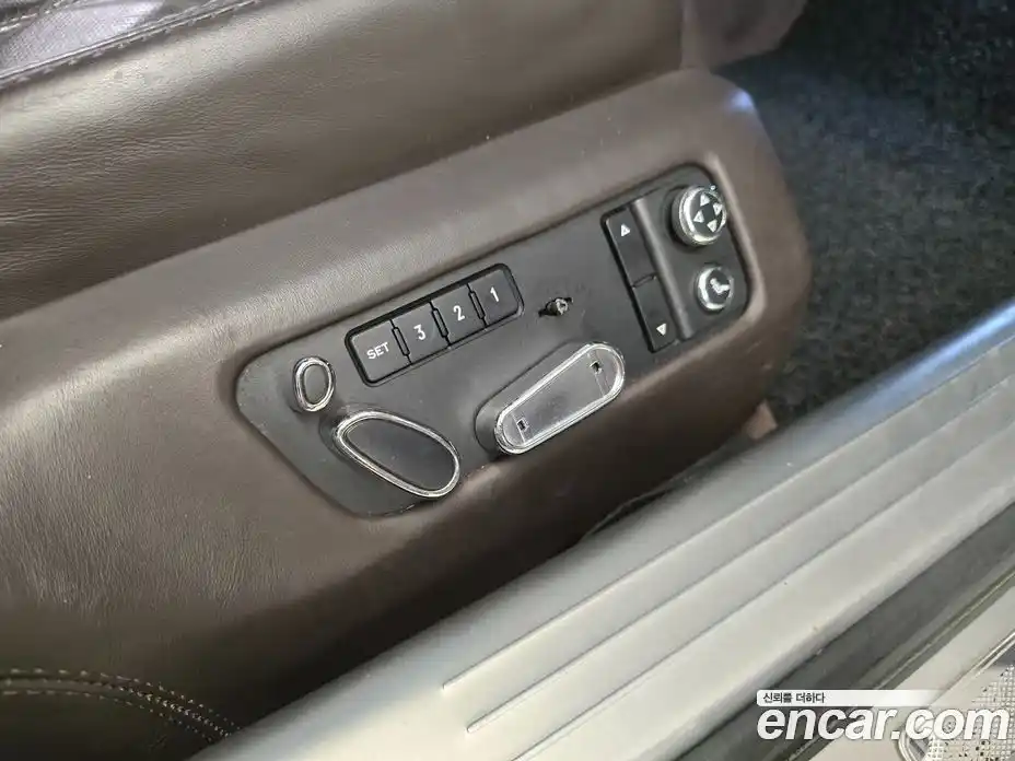 Bentley Flying Spur 2011 6.0 гидро в Москве № 387219, фото 18