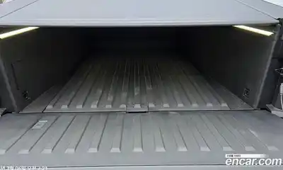 Tesla Cybertruck 2026 0.1 гидро в Москве № 395290, миниатюра 7