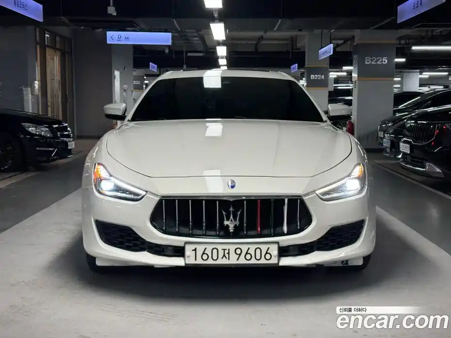Maserati Ghibli 2018 3.0 гидро в Москве № 404204, фото 3