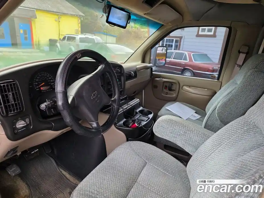 Chevrolet Express Van 2001 5.3 гидро в Москве № 404417, фото 7
