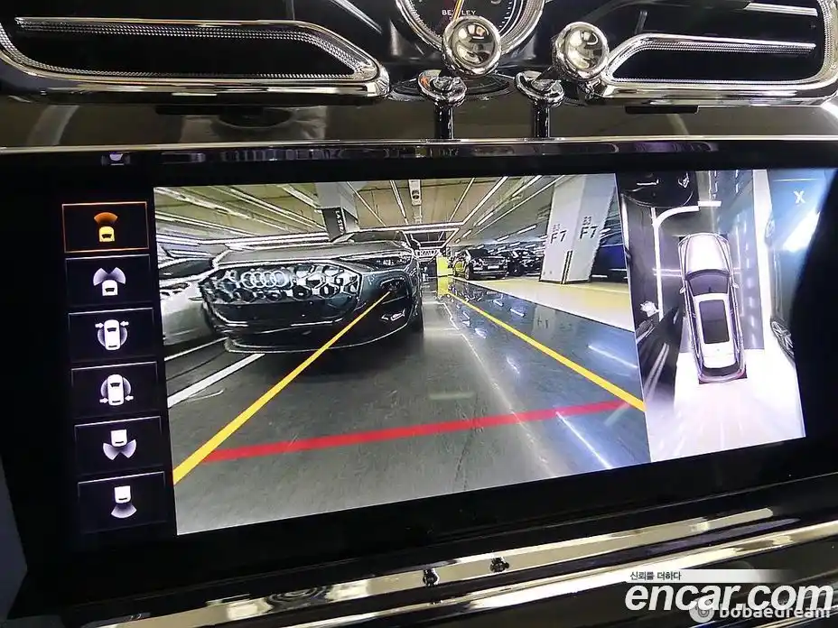 Bentley Bentayga 2021 4.0 гидро в Москве № 418268, фото 20