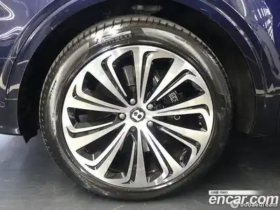 Bentley Bentayga 2021 4.0 гидро в Москве № 418268, миниатюра 5