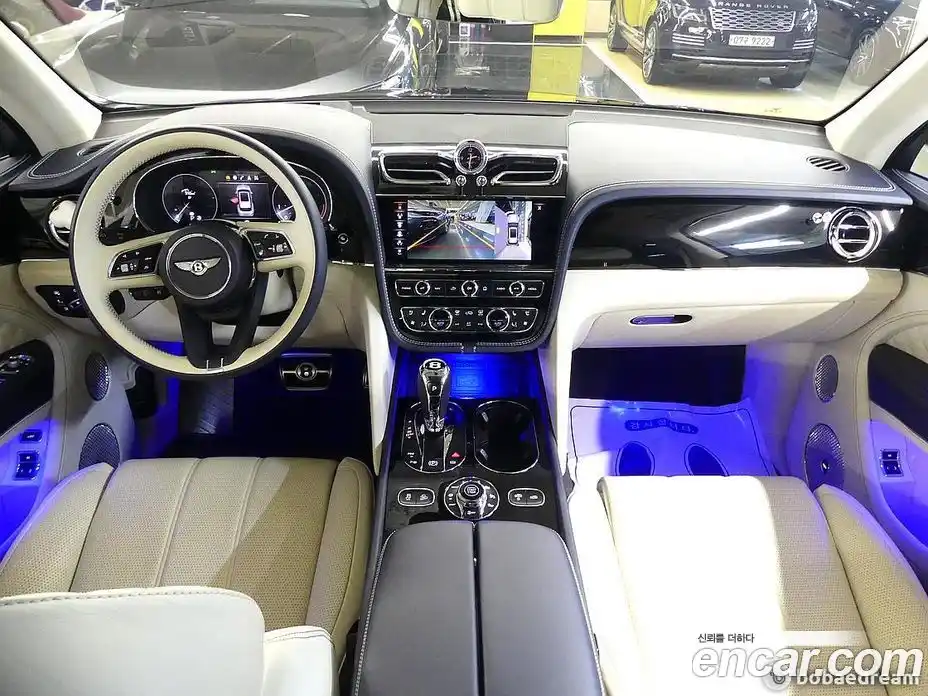 Bentley Bentayga 2021 4.0 гидро в Москве № 418268, фото 7