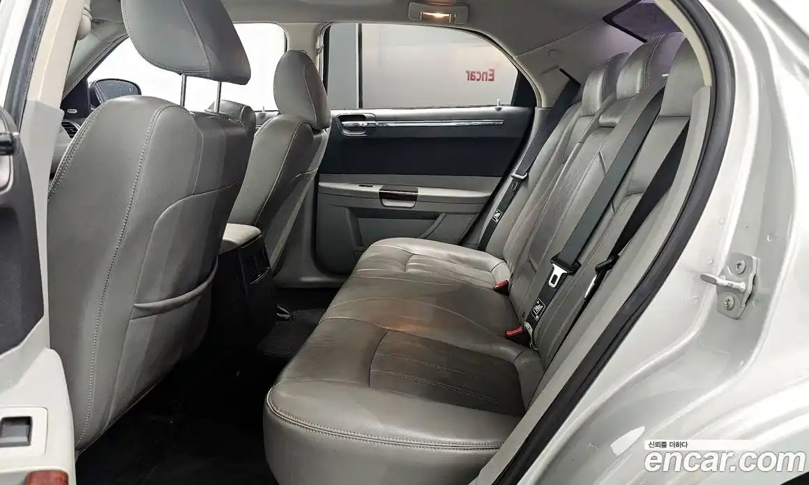 Chrysler 300C 2007 2.7 гидро в Москве № 418280, фото 12
