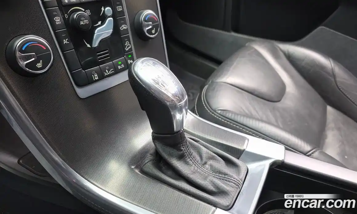 Volvo XC60 2013 3.0 гидро в Москве № 469969, фото 9