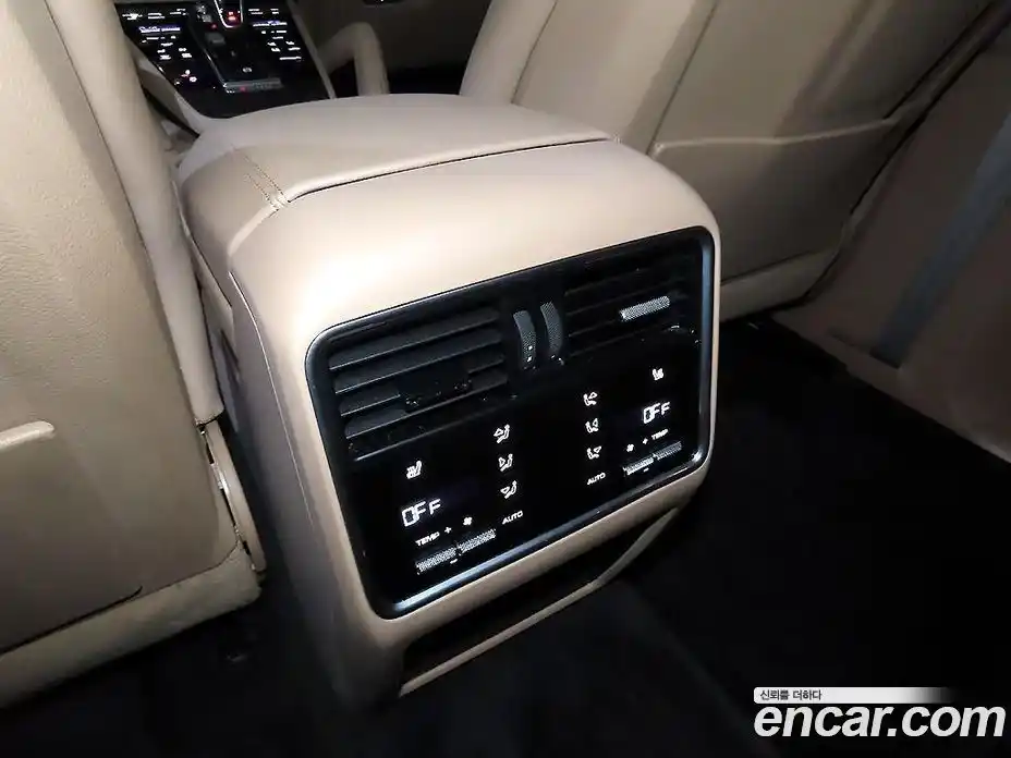 Porsche Cayenne 2022 3.0 гидро в Москве № 470786, фото 15