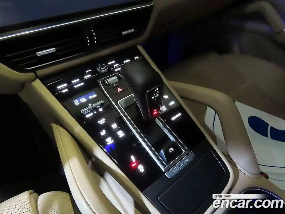 Porsche Cayenne 2022 3.0 гидро в Москве № 470786, фото 9