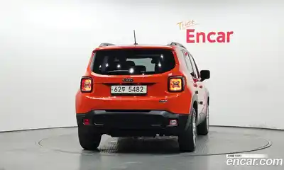 Jeep Renegade 2017 2.4 гидро в Москве № 472733, миниатюра 4