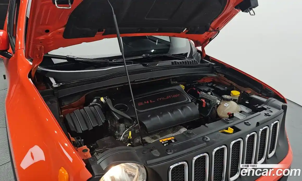 Jeep Renegade 2017 2.4 гидро в Москве № 472733, фото 6