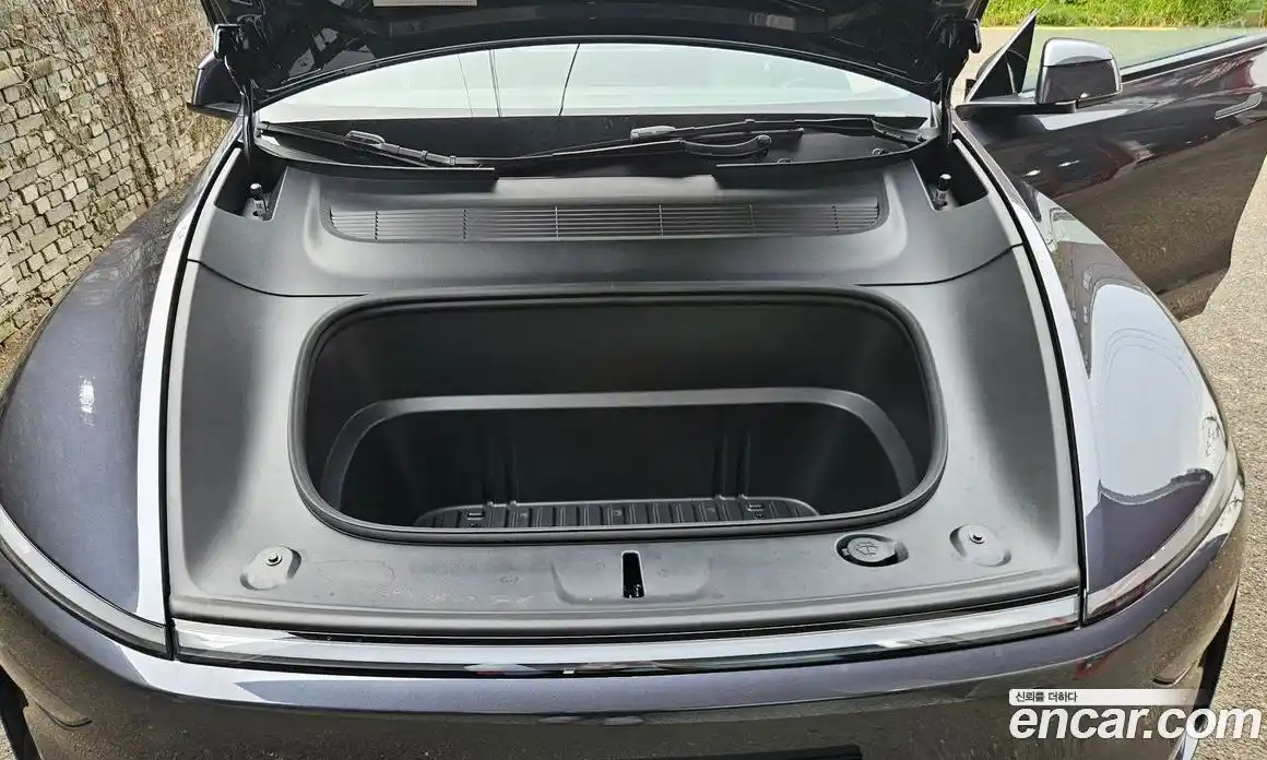 Tesla Model Y 2025 гидро в Москве № 499460, фото 8