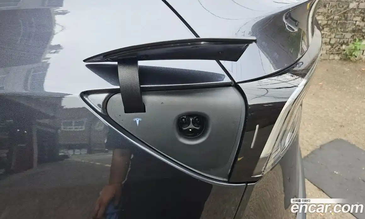 Tesla Model Y 2025 гидро в Москве № 499460, фото 9