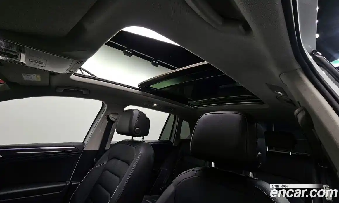 Volkswagen Tiguan 2021 2.0 гидро в Москве № 499905, фото 17