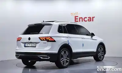 Volkswagen Tiguan 2021 2.0 гидро в Москве № 499905, миниатюра 2