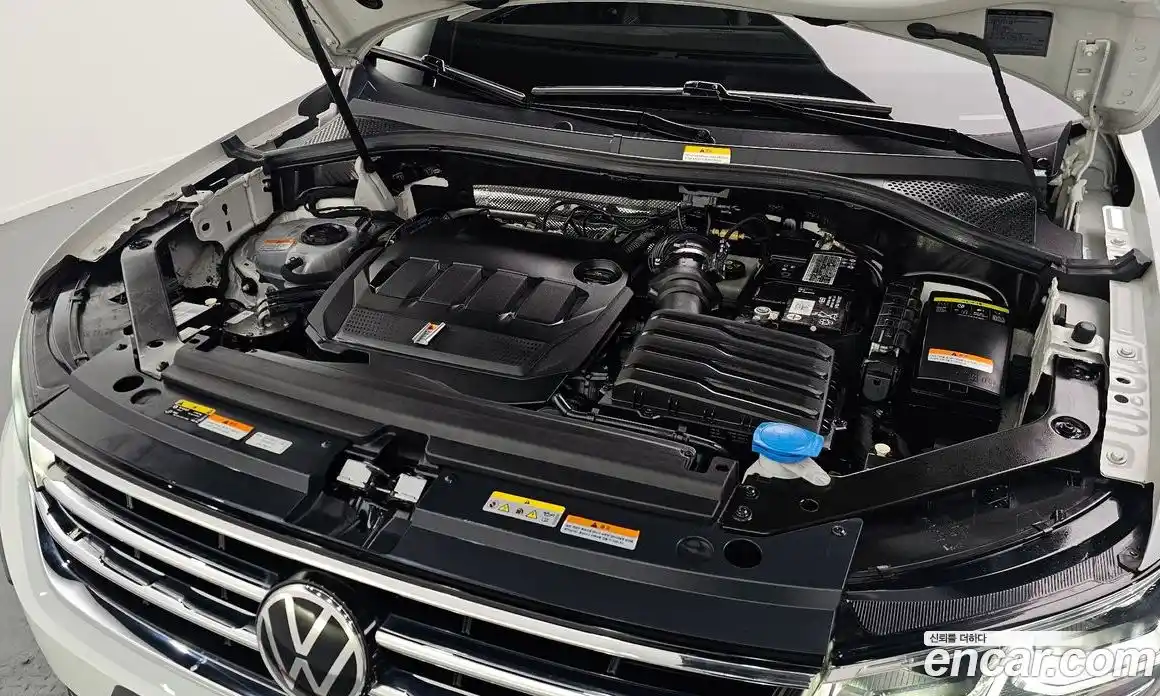 Volkswagen Tiguan 2021 2.0 гидро в Москве № 499905, фото 6