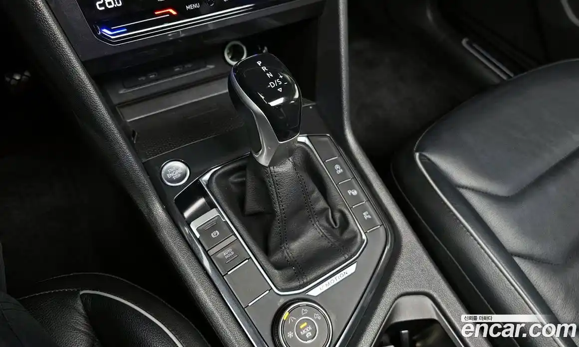 Volkswagen Tiguan 2021 2.0 гидро в Москве № 499905, фото 9