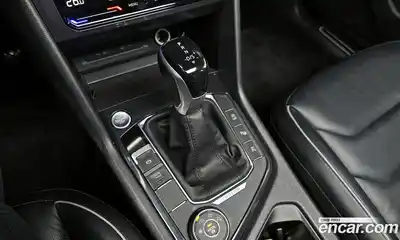 Volkswagen Tiguan 2021 2.0 гидро в Москве № 499905, миниатюра 9