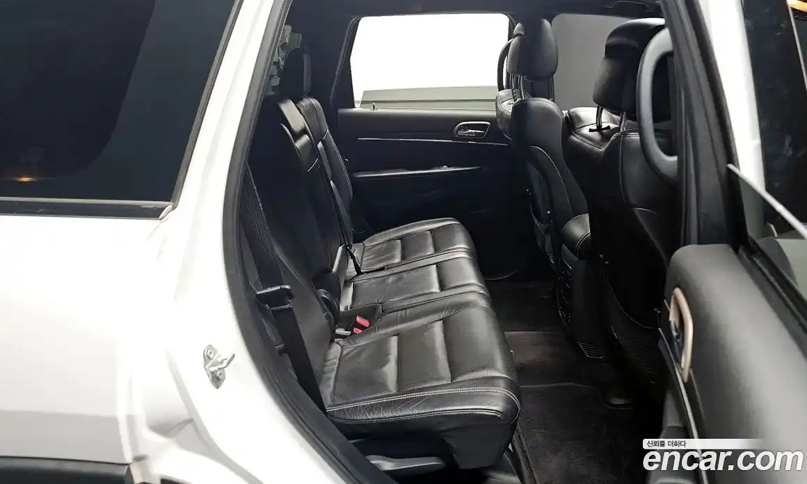 Jeep Cherokee 2016 3.0 гидро в Москве № 522177, фото 11