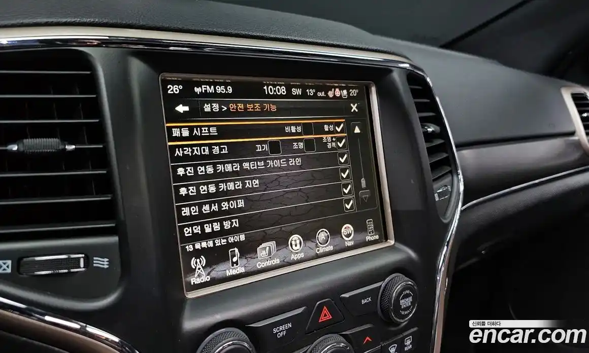 Jeep Cherokee 2016 3.0 гидро в Москве № 522177, фото 16