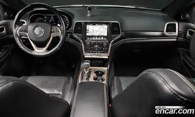 Jeep Cherokee 2016 3.0 гидро в Москве № 522177, миниатюра 7