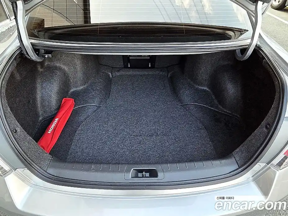 Honda Accord 2009 3.5 гидро в Москве № 584621, фото 16