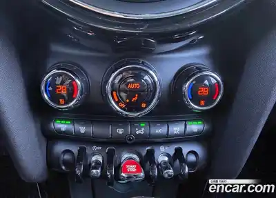 Mini Cooper 2015 1.5 гидро в Москве № 595335, миниатюра 12