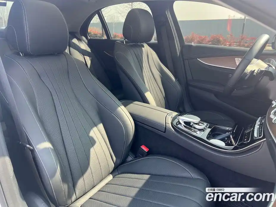 Mercedes-Benz E-Class 2019 2.0 гидро, фото 12