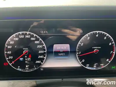Mercedes-Benz E-Class 2019 2.0 гидро, миниатюра 7