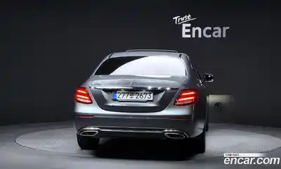 Mercedes-Benz E-Class 2019 2.0 гидро в Москве № 722397, миниатюра 5