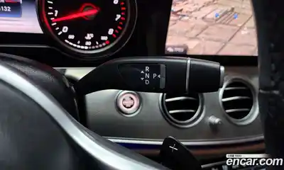 Mercedes-Benz E-Class 2019 2.0 гидро в Москве № 722397, миниатюра 10