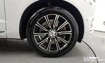 Volvo XC60 2018 2.0 гидро в Москве № 749563, миниатюра 5