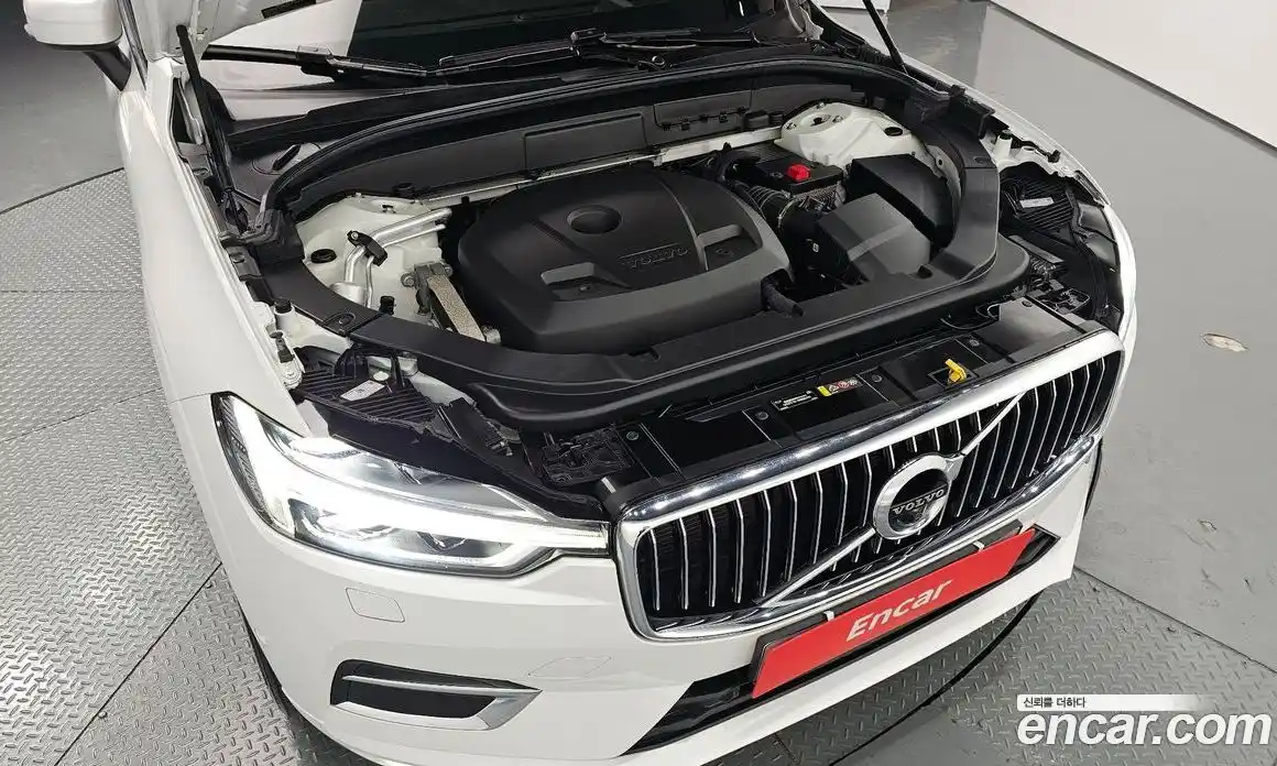 Volvo XC60 2018 2.0 гидро в Москве № 749563, фото 6
