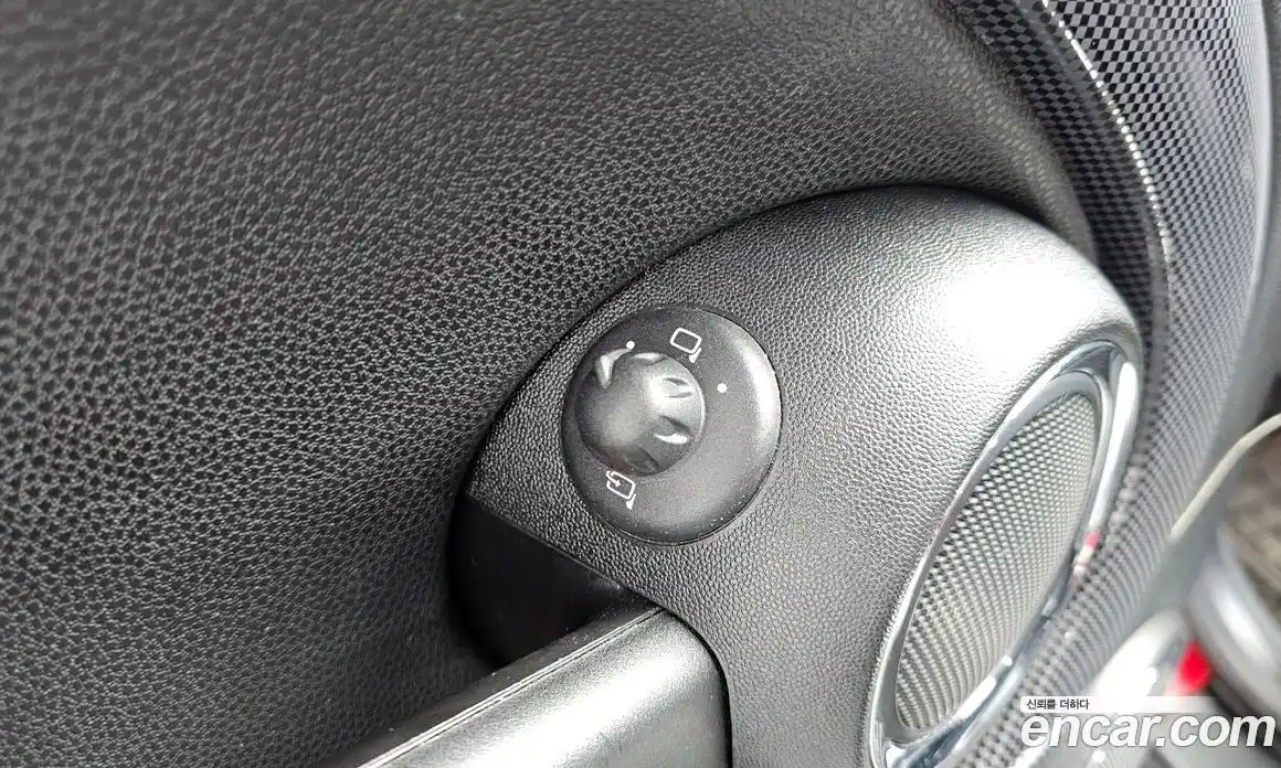 Mini Cooper Convertible 2011 1.6 гидро в Москве № 749886, фото 17