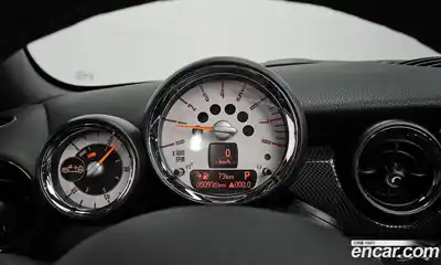 Mini Cooper Convertible 2011 1.6 гидро в Москве № 749886, миниатюра 8