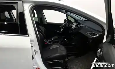 Peugeot 2008 2015 1.6 гидро в Москве № 759673, миниатюра 10