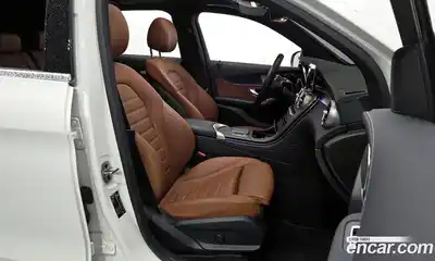 Mercedes-Benz GLC-Class 2022 2.0 гидро в Москве № 801040, миниатюра 10