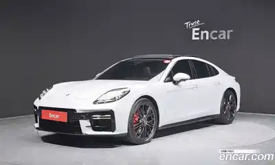 Porsche Panamera, 2025