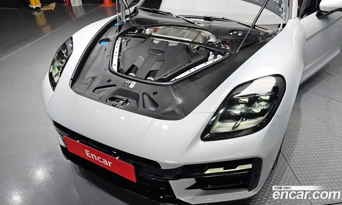 Porsche Panamera 2025 4.0 гидро в Москве № 824082, фото 6