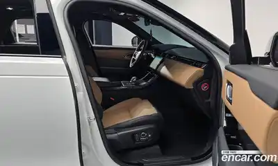 Land Rover Range-Rover Velar 2025 3.0 гидро в Москве № 824621, миниатюра 10