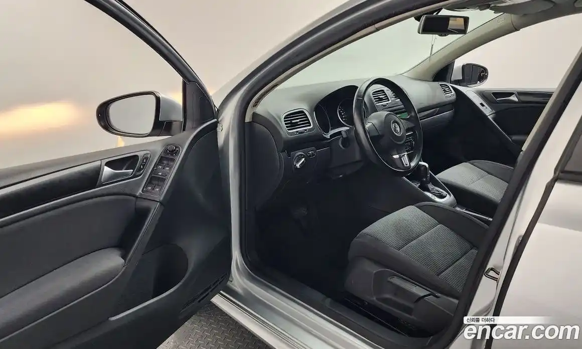 Volkswagen Golf 2012 2.0 гидро в Москве № 826178, фото 10